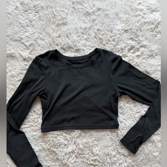 Paragon cropped long sleeve - Picture 7 of 7